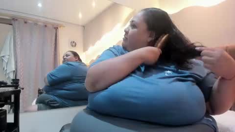 Snapshot of alisson_am chatting on June 2026 11:54:02 AM Alisson online show from June 2026 11:54:02 AM