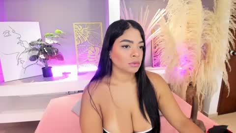 Alisson Greeey  online show from April 2026 12:11:02 PM