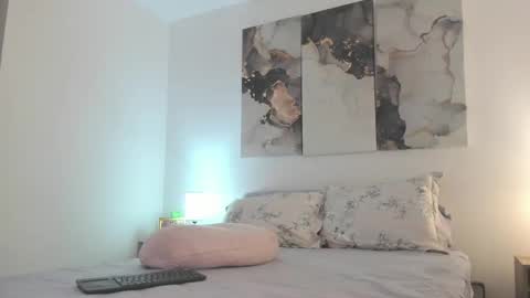 Snapshot of alissonroyce chatting on March 2025 02:30:02 AM Goddess online show from March 2025 02:30:02 AM