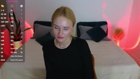 alisssarose online show from October 2025 04:13:02 PM