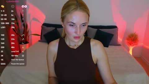 alisssarose online show from October 2025 09:23:02 PM