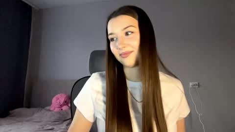 Annie online show from November 2025 10:04:02 AM