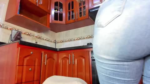 Alix online show from January 2025 03:07:02 AM