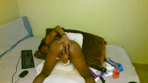 aliyah001 online show from October 2025 02:55:01 AM