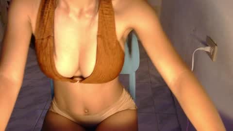 Snapshot of aliyajane chatting on May 2026 09:22:02 PM Jane online show from May 2026 09:22:02 PM