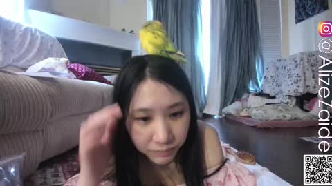 Alize Zaide online show from November 2025 08:40:02 PM