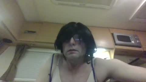 allan68539 online show from October 2025 04:32:01 AM
