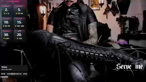 Snapshot of allanhurtss chatting on June 2026 08:11:02 PM online show from June 2026 08:11:02 PM