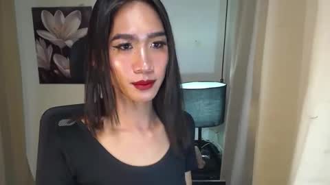 trina online show from February 2025 05:35:01 AM