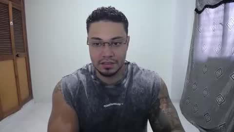 allen_ferrer10 online show from January 2026 03:16:01 PM