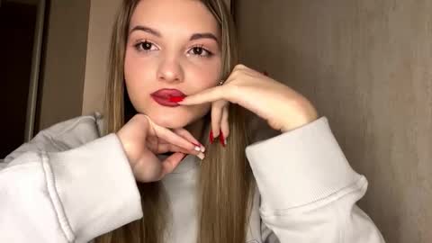 Snapshot of allenefeela chatting on January 2026 12:55:01 PM Emily online show from January 2026 12:55:01 PM