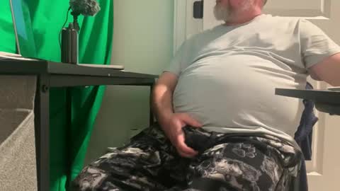 Allergictolove online show from January 2025 02:04:02 AM