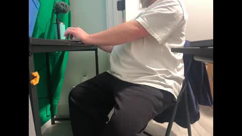 Allergictolove online show from March 2025 02:55:01 PM