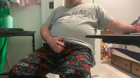 Allergictolove online show from November 2025 06:26:01 PM