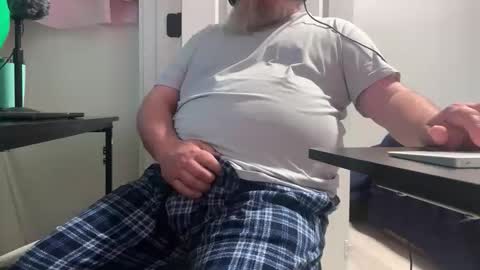 Snapshot of allergictochat chatting on May 2026 02:02:01 PM Allergictolove online show from May 2026 02:02:01 PM
