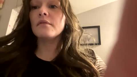 Snapshot of alleycatty24 chatting on February 2026 09:25:02 AM AlleyCatty24 online show from February 2026 09:25:02 AM