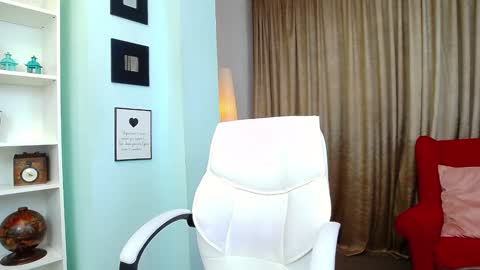 Alliana online show from January 2025 09:00:01 AM