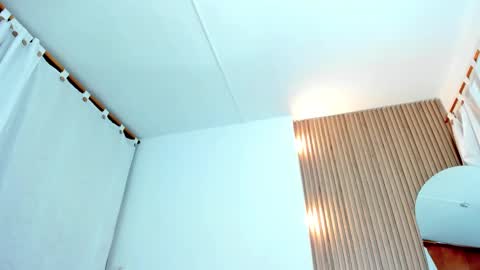 Snapshot of allison_fosther chatting on October 2025 02:53:01 AM allison_fosther online show from October 2025 02:53:01 AM