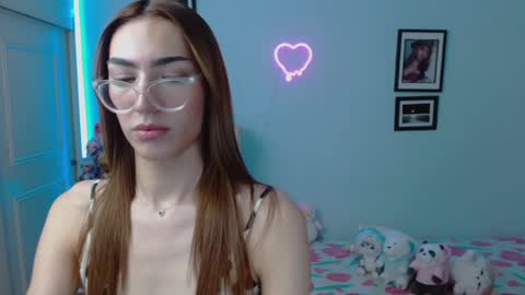 Snapshot of allisonblossom chatting on January 2025 09:40:02 AM online show from January 2025 09:40:02 AM