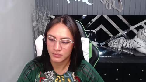 Allisson online show from February 2025 09:32:02 AM