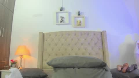 allisson online show from January 2025 12:11:02 PM