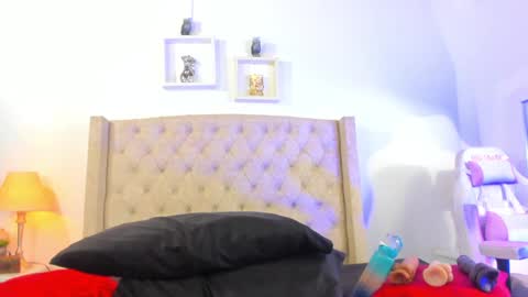 allisson online show from January 2025 12:54:02 PM