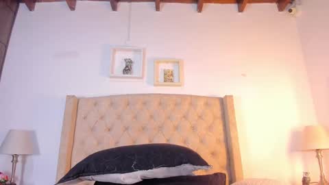 allisson online show from October 2025 12:03:02 PM