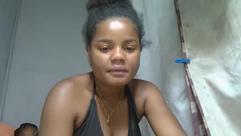 allizida01 online show from January 2026 06:53:01 PM