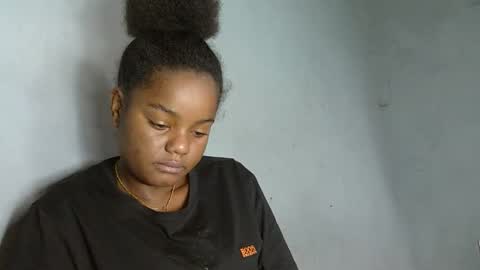 allizida01 online show from January 2026 08:30:01 AM