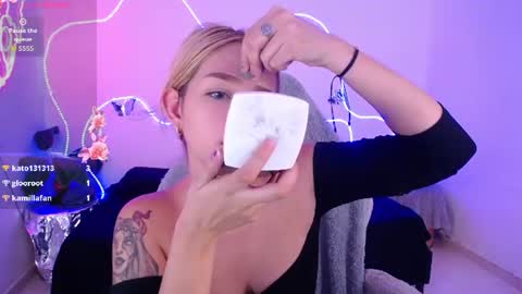 alloy_tiny online show from August 2026 06:21:01 PM
