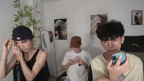 Snapshot of alluring_alpha chatting on May 2026 02:07:02 AM kim and josh online show from May 2026 02:07:02 AM