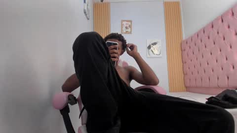 alluringangel01 online show from October 2025 02:19:02 AM