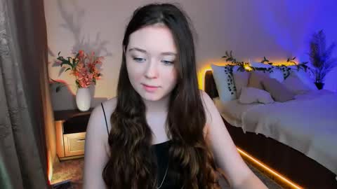Snapshot of alluringeyess chatting on September 2025 04:57:02 AM alluringeyess online show from September 2025 04:57:02 AM