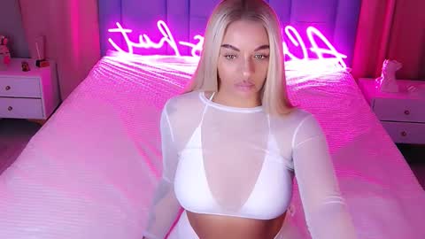 AlwaysHot online show from November 2025 02:10:01 AM