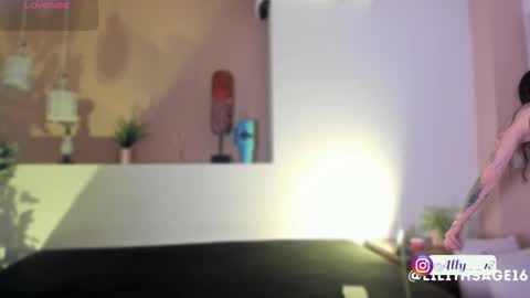 Ally  online show from September 2025 04:06:01 AM