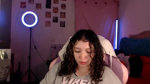 Snapshot of ally_donfort chatting on February 2026 11:09:01 PM Ally online show from February 2026 11:09:01 PM