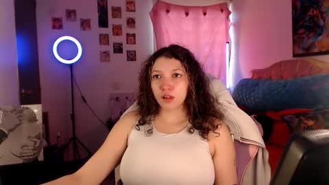 Snapshot of ally_donfort chatting on February 2026 09:10:02 PM Ally online show from February 2026 09:10:02 PM