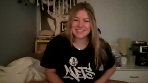 Snapshot of allyanalangel chatting on December 2024 02:42:01 PM allyanalangel online show from December 2024 02:42:01 PM