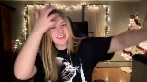 Snapshot of allyanalangel chatting on January 2025 05:10:02 AM allyanalangel online show from January 2025 05:10:02 AM