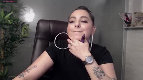         online show from March 2025 08:42:02 PM