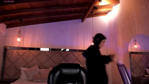 Alisson online show from September 2025 10:19:02 AM