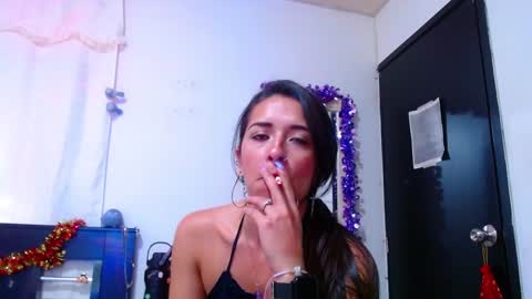 Snapshot of allyson_collins_ chatting on January 2025 08:19:02 PM Allyson collins online show from January 2025 08:19:02 PM