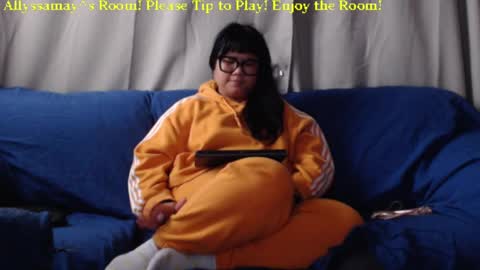 Snapshot of allyssamay chatting on December 2024 07:47:01 AM Allyssamay online show from December 2024 07:47:01 AM