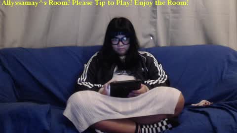 Snapshot of allyssamay chatting on December 2024 06:32:02 AM Allyssamay online show from December 2024 06:32:02 AM