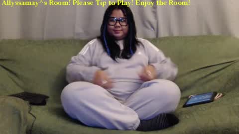 Snapshot of allyssamay chatting on January 2025 03:22:01 AM Allyssamay online show from January 2025 03:22:01 AM