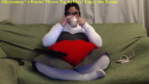 Snapshot of allyssamay chatting on January 2025 03:15:02 AM Allyssamay online show from January 2025 03:15:02 AM