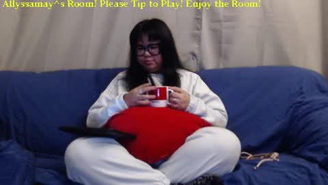Snapshot of allyssamay chatting on February 2025 03:43:02 AM Allyssamay online show from February 2025 03:43:02 AM