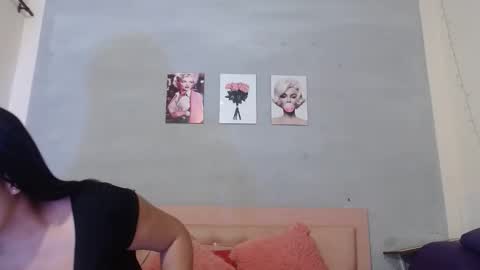 alma_meza online show from October 2025 02:07:02 PM