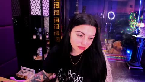 Snapshot of alma_pearl chatting on May 2026 07:26:02 AM Alma online show from May 2026 07:26:02 AM