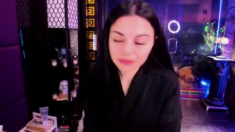 Snapshot of alma_pearl chatting on May 2026 07:04:02 AM Alma online show from May 2026 07:04:02 AM